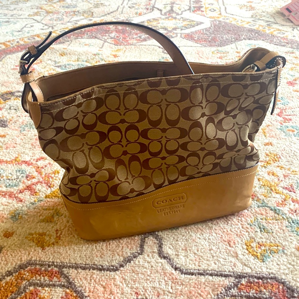 Coach shoulder bag